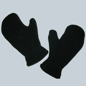black-microfleece-mittens-3