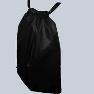 black-sling-bag-300